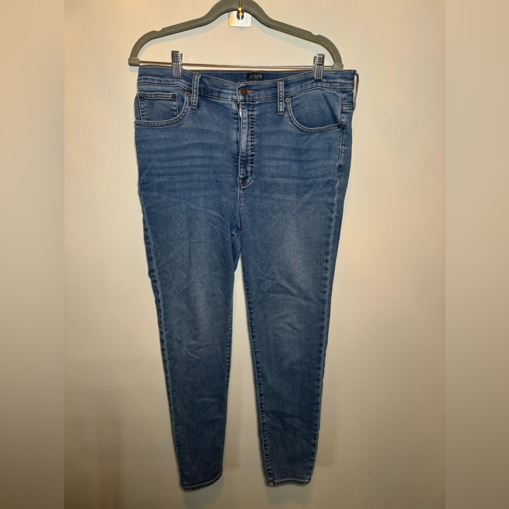 Women Jcrew jean, high rise skinny,  size 32